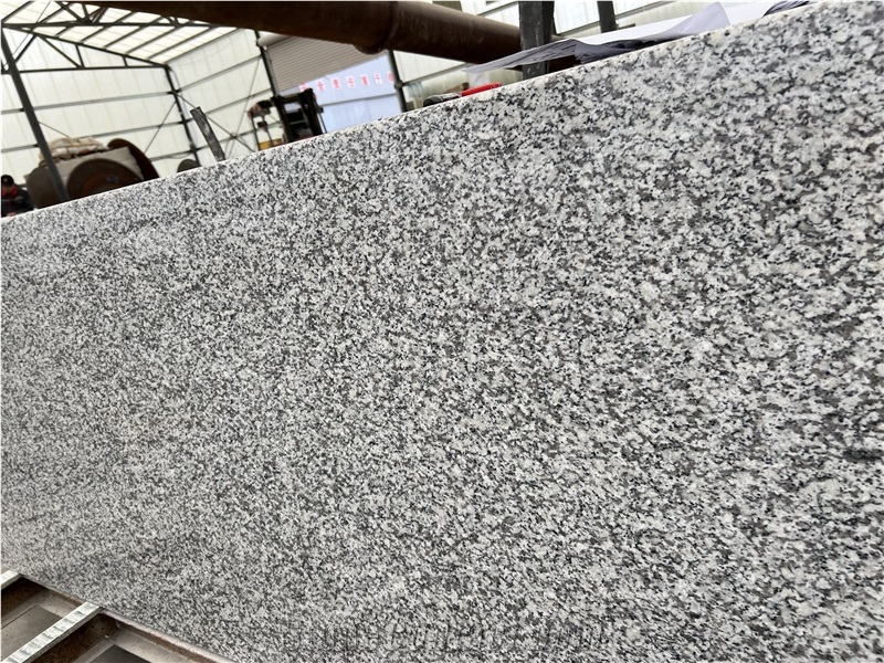 Chinese Jilin White Granite Slabs