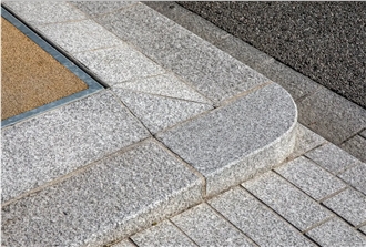 Tarn Gros Grain Granite Paving Project In Toulouse (FR)