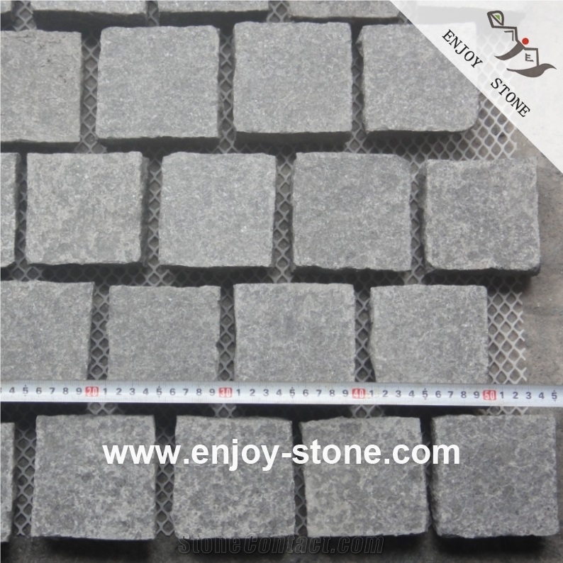 G684 Flamed Square Mesh Backed Paving Stone
