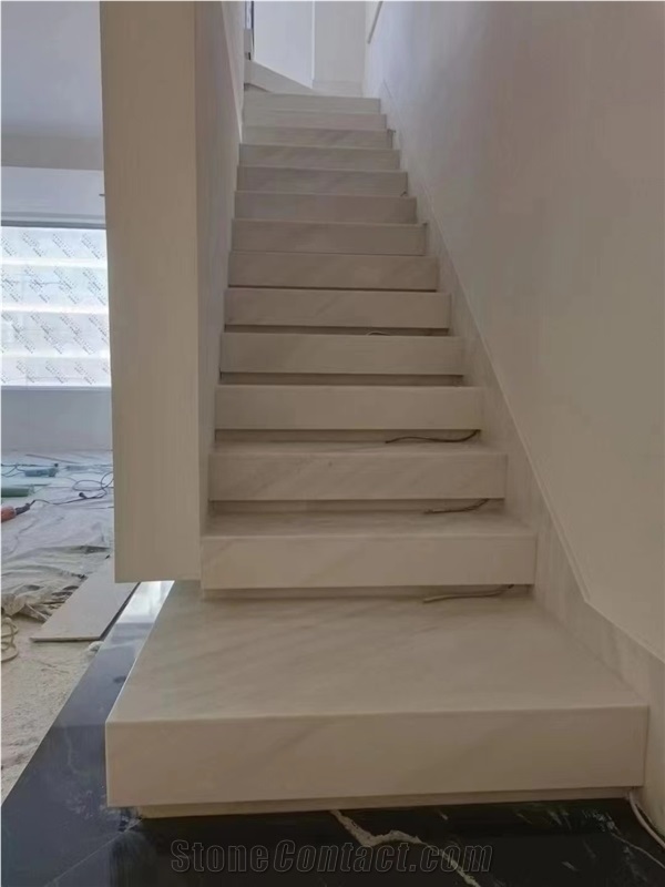 China Crystal Ice Marble Polished Stair Treads