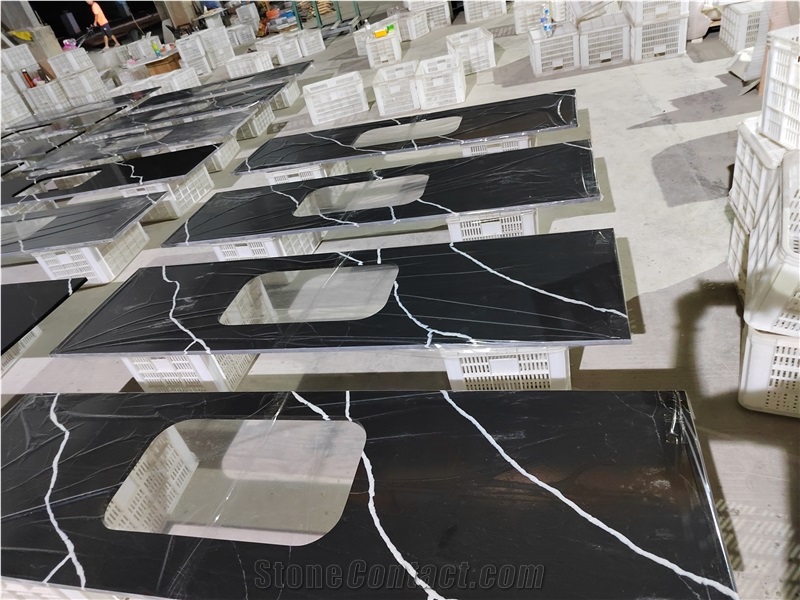 Black  Artificial Quartz Stone Kitchen Countertops Xuri