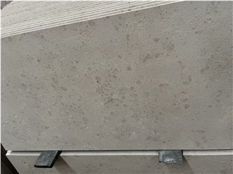 Jura Beige Limestone Slabs