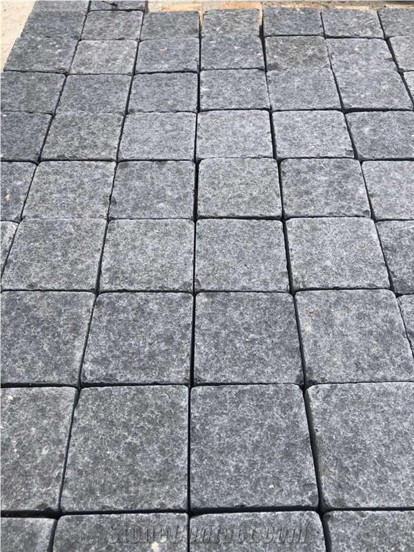 Gray Basalt Cobble Stone Paving