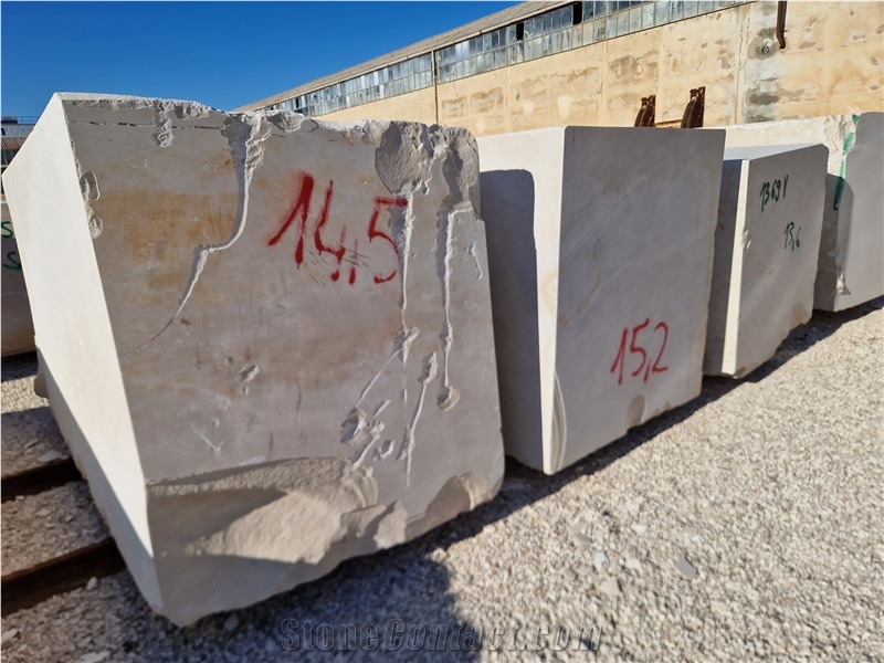 Adria Grigio Avorio Limestone Blocks