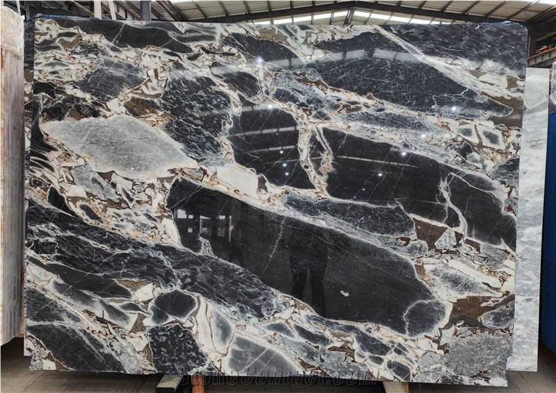 Elephant White With Black And Grey Marble Slabs