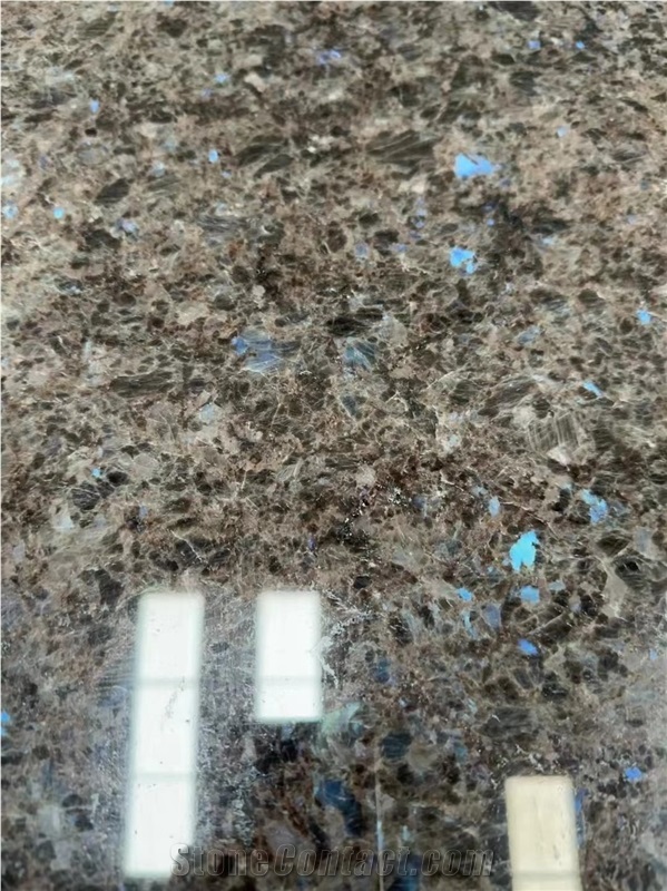 Shiny Labrador Antique Granite Slabs