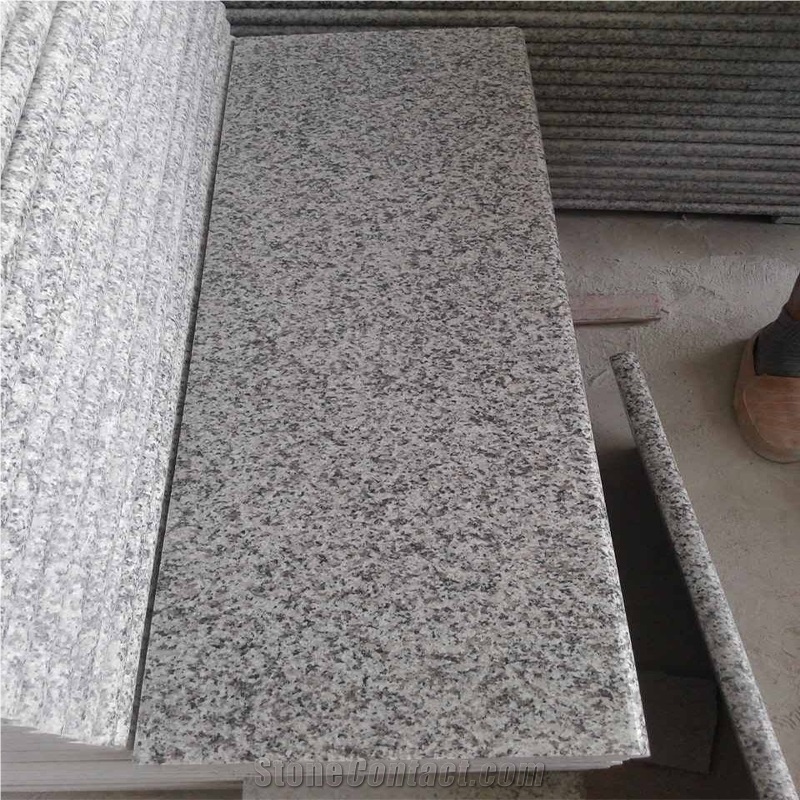 G623 Stair Guangdong White Grey Granite Steps
