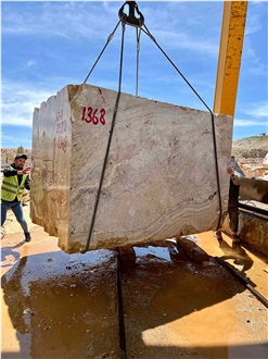 Scabos Travertine Blocks