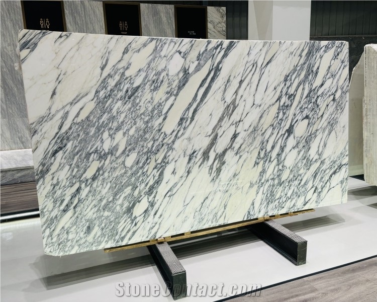 Arabescato Carrara Marble Slabs