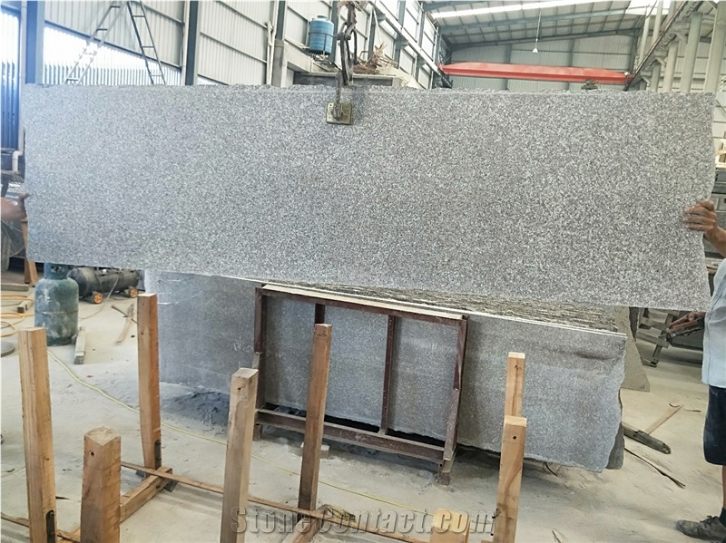 Chinese G664 Granite Slabs