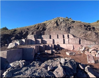 Rosso Levanto Marble Quarry
