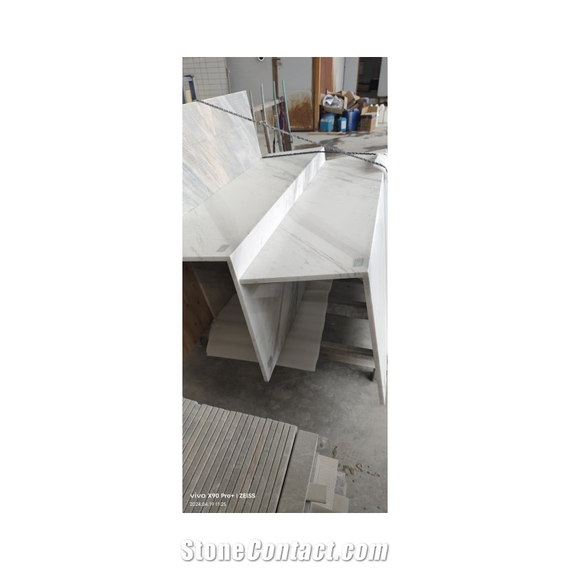 Volakas White Master Bathroom Top Bath Top