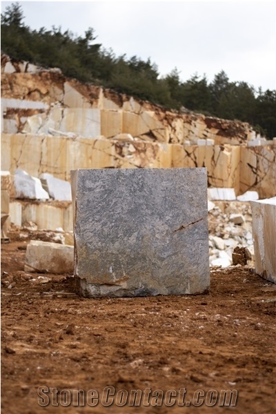Aegean Silver Marble - Aegean Light Silver Marble Quarry