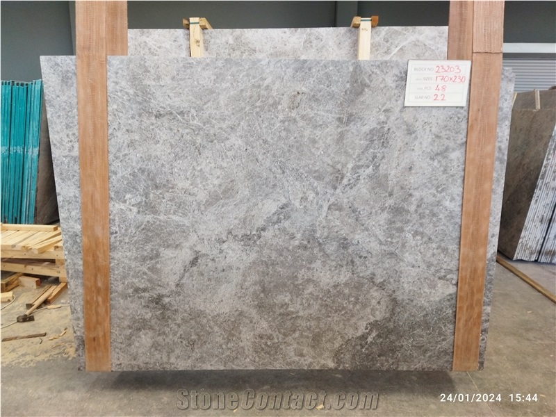 Tundra Grey - 23203 Marble Slabs