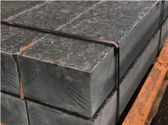 Ukrainian Basalt Black Moon Kerbstone