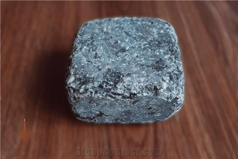Ukrainian Labradorite Blue Seven Oceans Sawn-Tumbled Cubes