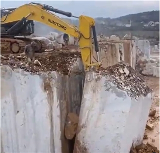 MCD Caramel Grey Marble Quarry