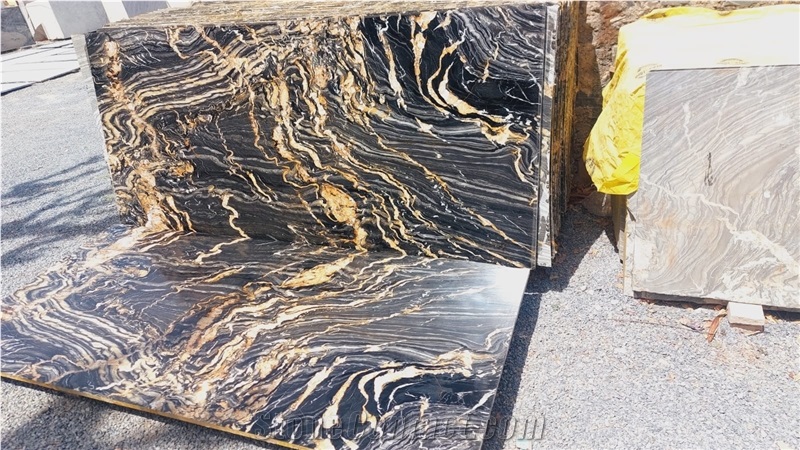 Iconic Gold Marble Slabs