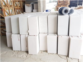 White Marble Tiles & Slabs