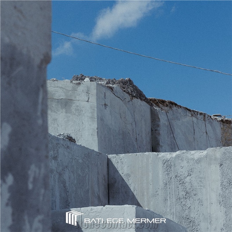 Ceppo Grey Marble Quarry