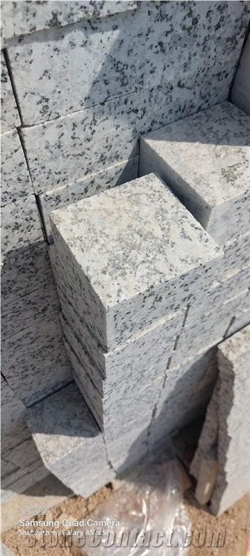 P White Granite Cobble Stone