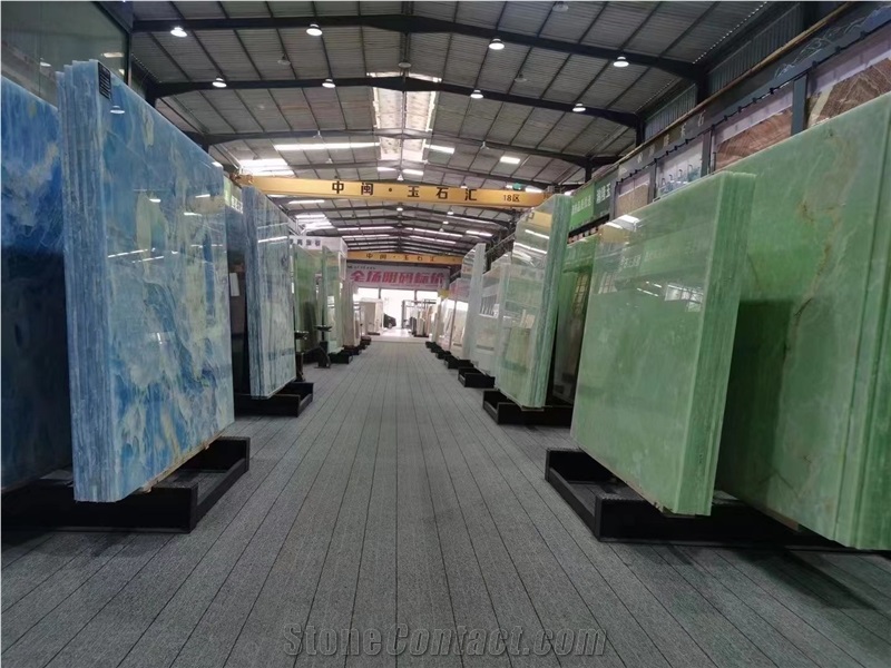 China Natural Yellow Onyx Slabs For Sale