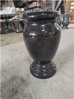Popular Black Granite Monumental Vase For Gravestone