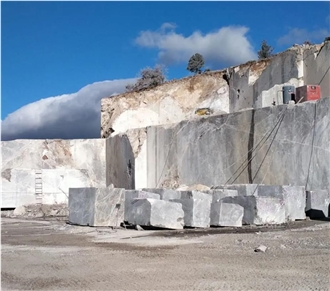 Ragno Rosa Marble Quarry