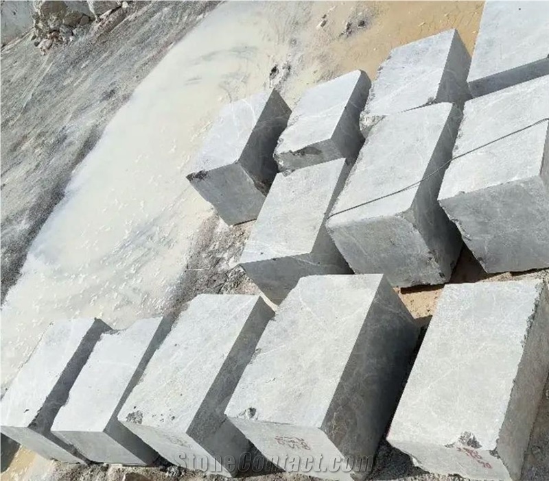 Ragno Rosa Marble Quarry