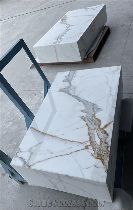 Handmade Unique Luxury Calacatta Marble  Furniture