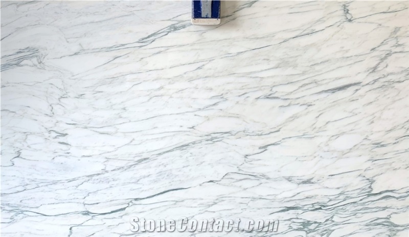 Calacatta Arni Marble Slabs