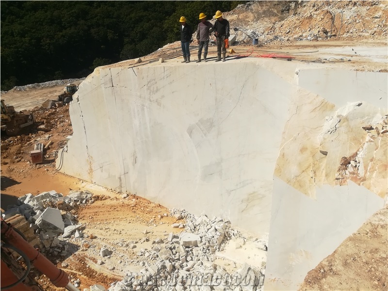 Russian Crystal White Marble Quarry