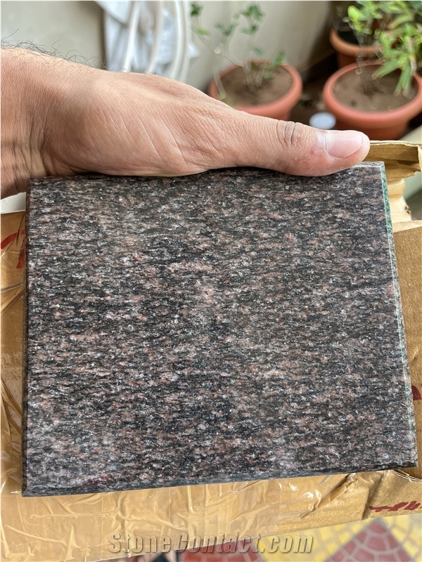 Asian Top Brown Granite Quarry