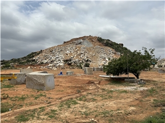 Izam Grey Granite Quarry