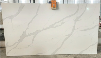 Calacatta Aura Quartz Slabs