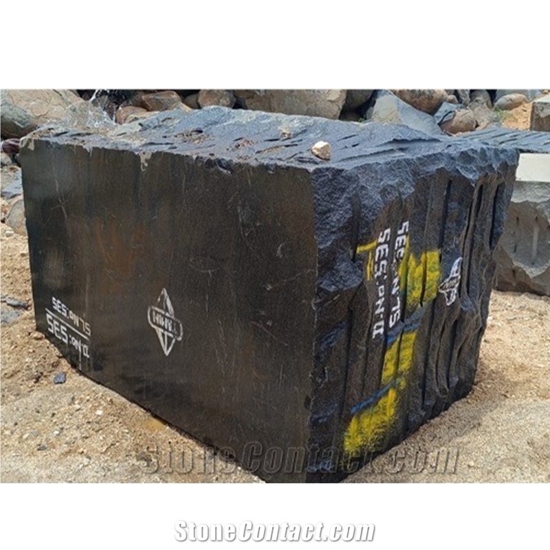 Bengal Black Granite Blocks