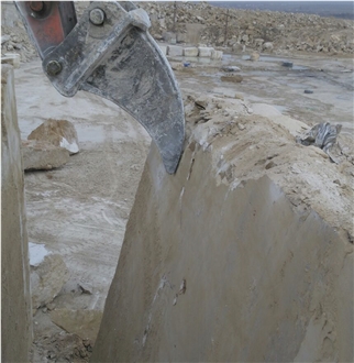 Nurdal Noche Travertine Blocks