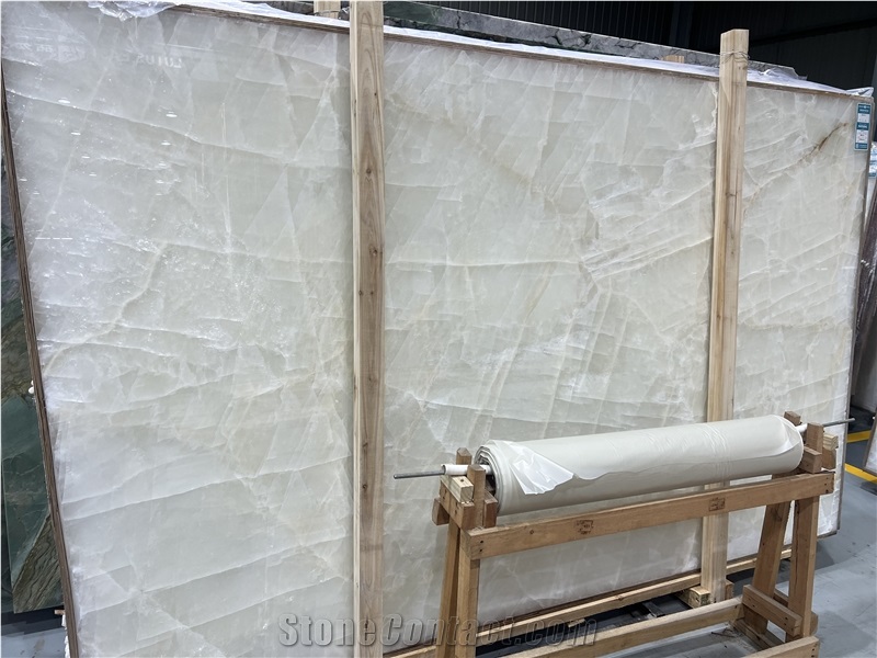 Crystallo Vittro Quartzite Slabs