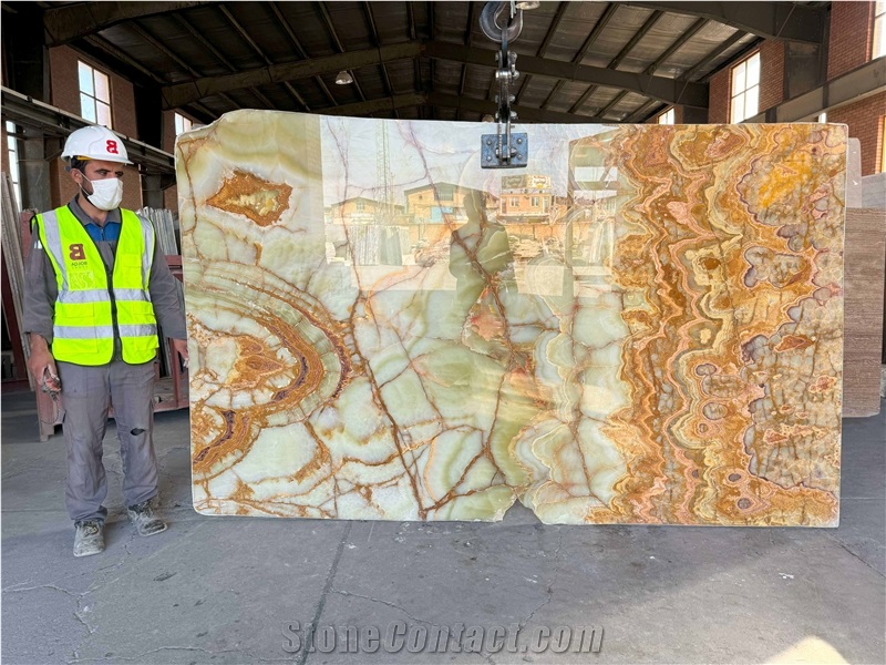 Iran Green ONYX Slabs - AAVAAN