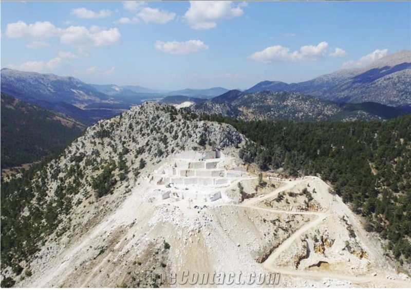 Sandian Beige Marble Quarry