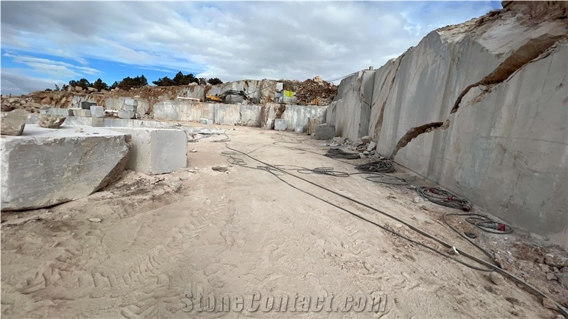 Asel Grey Marble Quarry