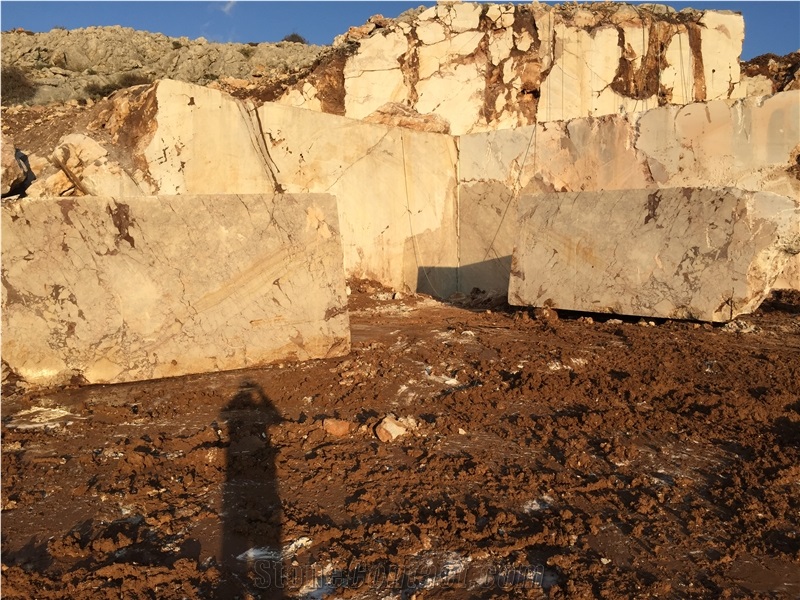 Grey Alicante Marble Quarry