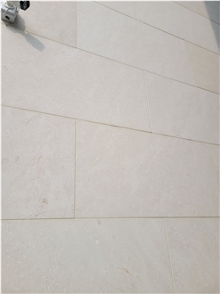 Blanco Nacarado Limestone Slabs