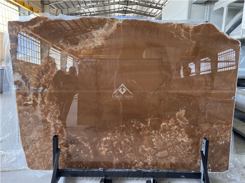 Cola Onyx Slabs