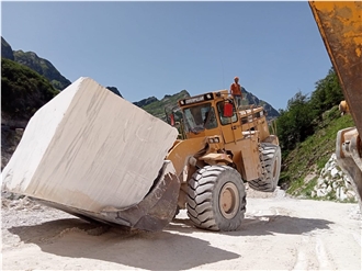 Tuscan Super White Marble Blocks