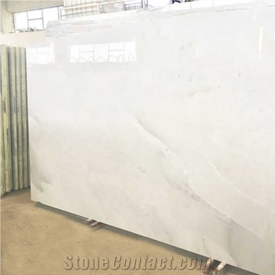 Bianco Altissimo Marble Quarry