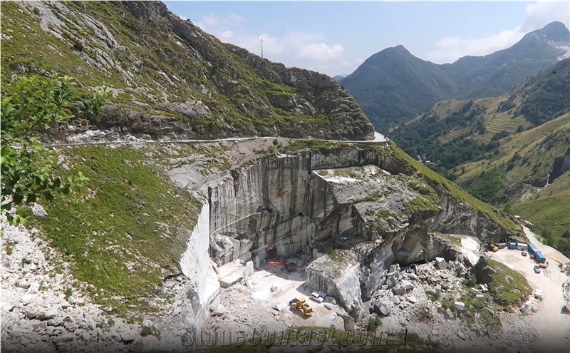 Fantastico Arni Marble Quarry