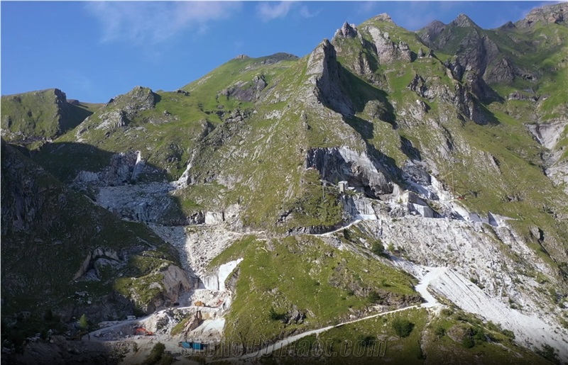 Fantastico Arni Marble Quarry