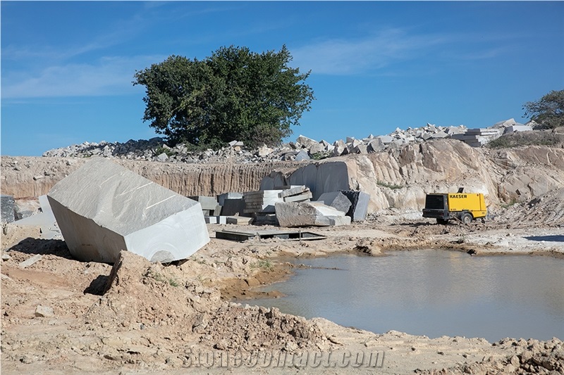 White Chibia Granite Blocks