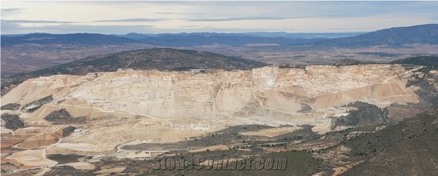 Crema Marfil Marble Quarry